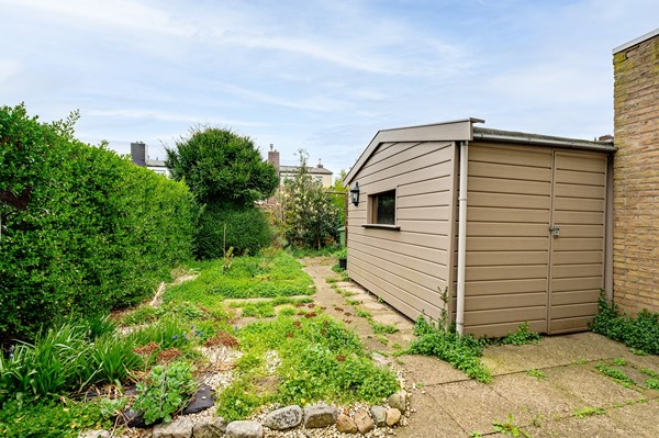 Medium property photo - Molukkenstraat 28, 3131 JM Vlaardingen